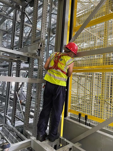 四方向パレットシャトルのプロジェクト