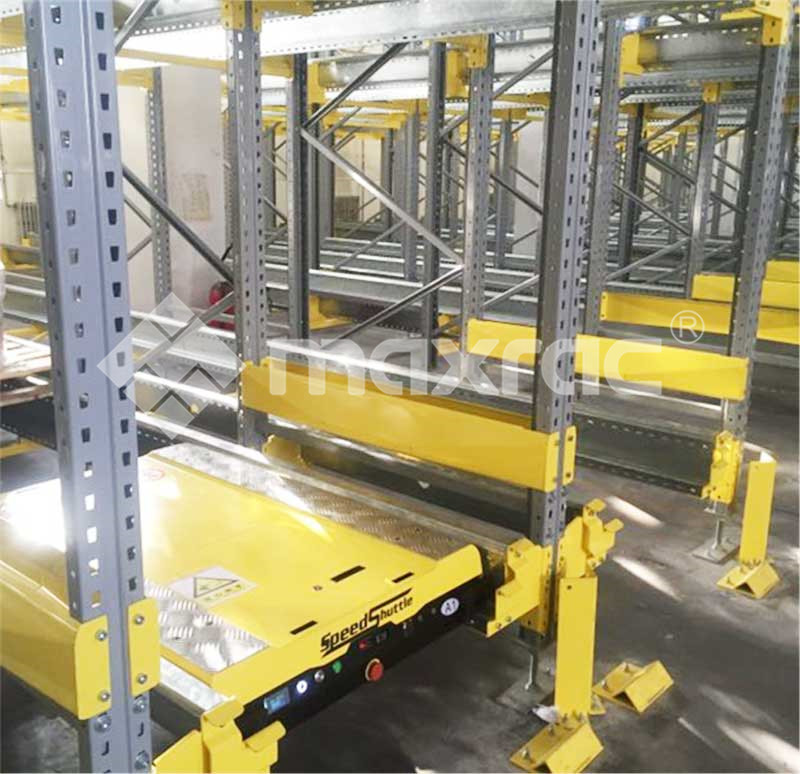 倉庫にシャトルシステムを実装する理由 倉庫にシャトルシステムを実装する理由