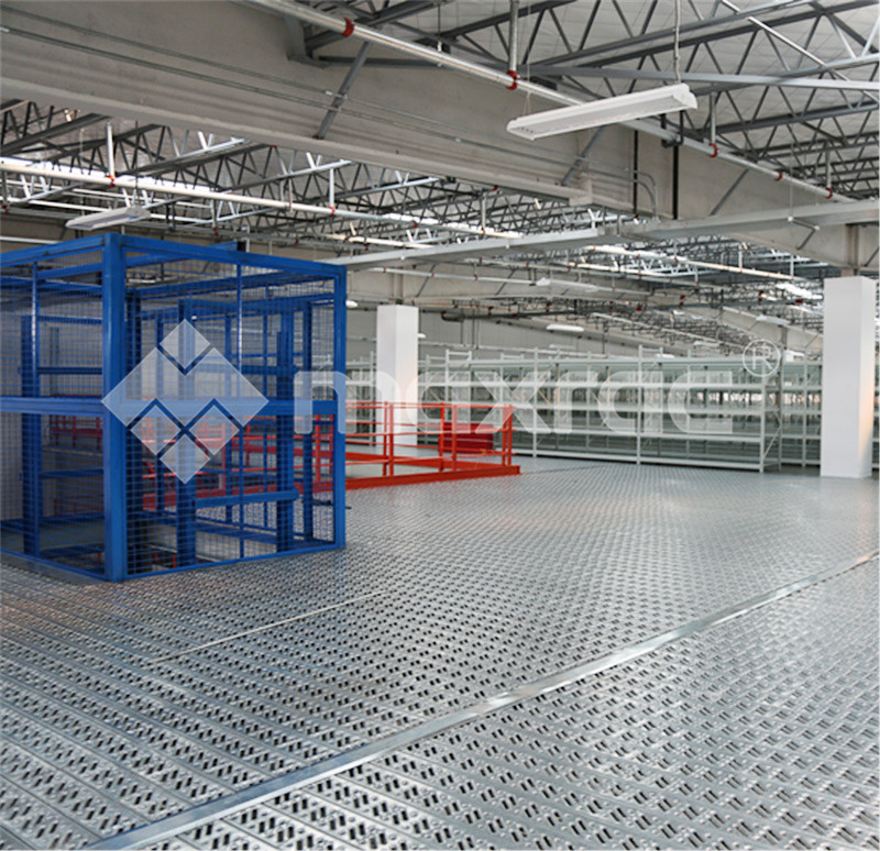 Maximize your warehouse space