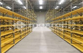 What are the most Common Shelves in Warehouse Shelves?